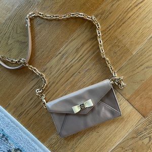 Tory Burch Clutch/Crossbody Envelope Bow (Taupe)🎀